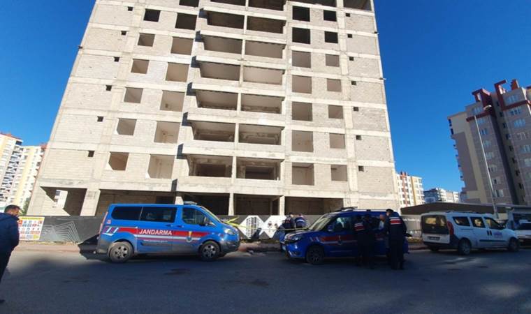 Kayseri’de iş cinayeti: Çatı yaparken düşen işçi hayatını kaybetti