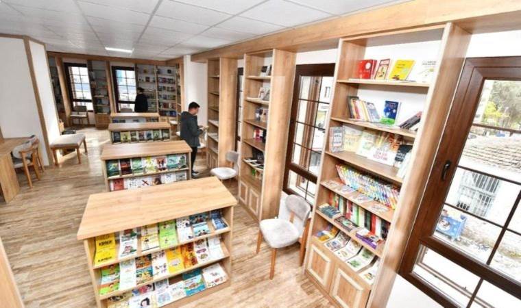 İzmirli gençler için 24 saat yaşayan kütüphane