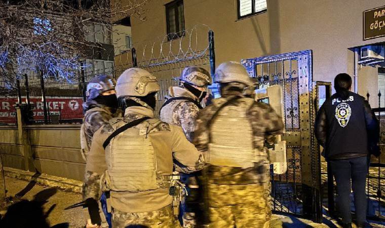 Yasa dışı bahis oynatılan siteleri yönetenlere şafak operasyonu: Çok sayıda gözaltı