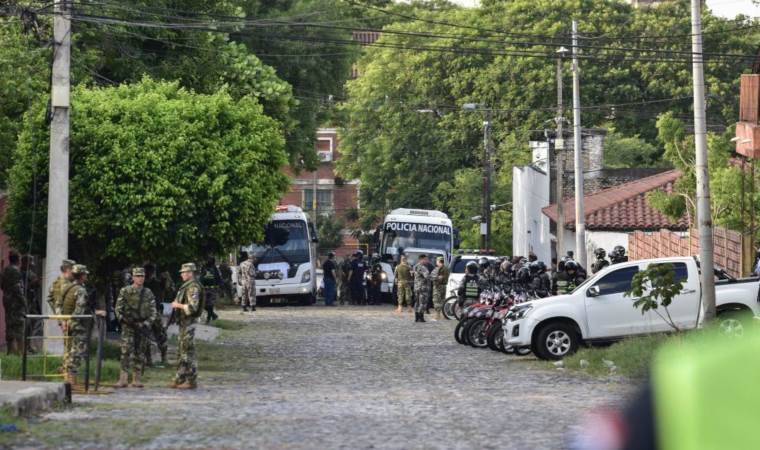 Paraguay'da hapishaneye operasyon: 10 ölü