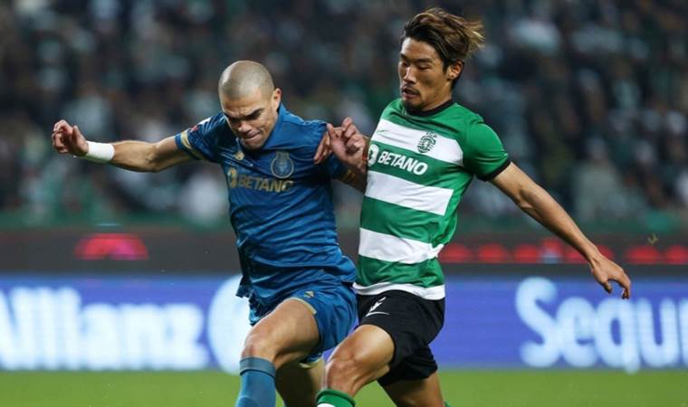 Sporting Lizbon, 10 kişi kalan Porto'ya acımadı!