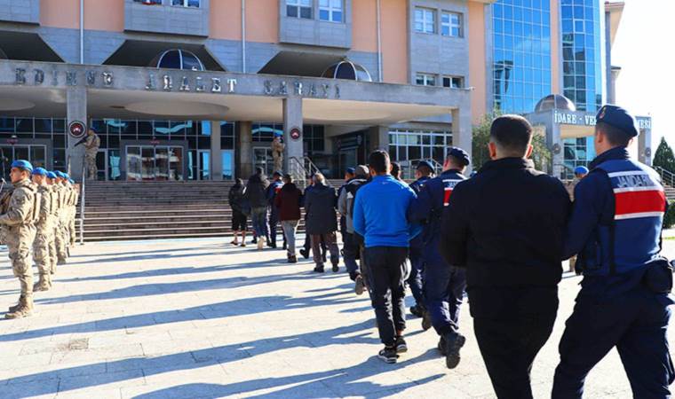 Yunanistan'a kaçarken yakalanan 10 şüpheli tutuklandı