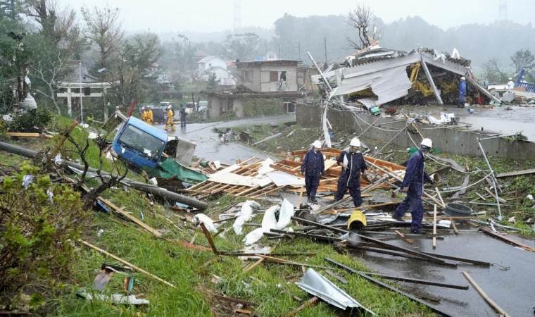 ABD’de fırtına alarmı: Yüz binlerce kişi elektriksiz kaldı