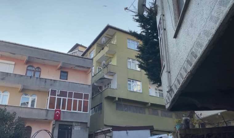 Şişli'de banyoda doğum yapan kadın, bebeği bina boşluğuna attı
