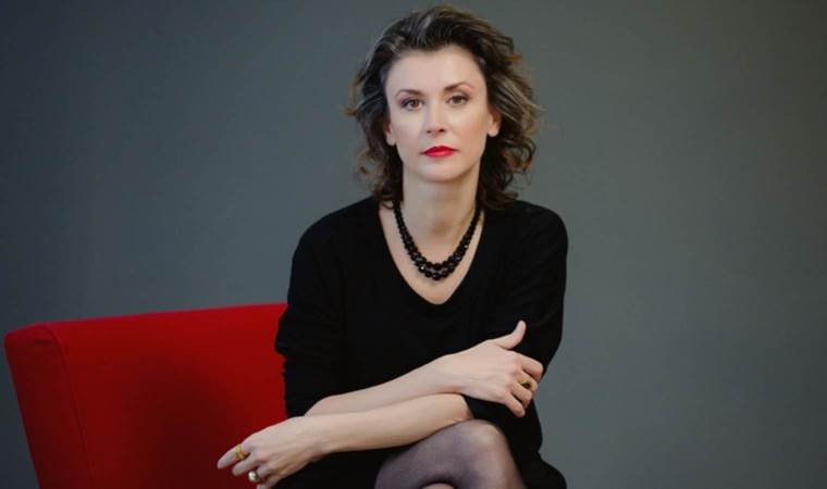 Dik duran milyonlarca kadından biri