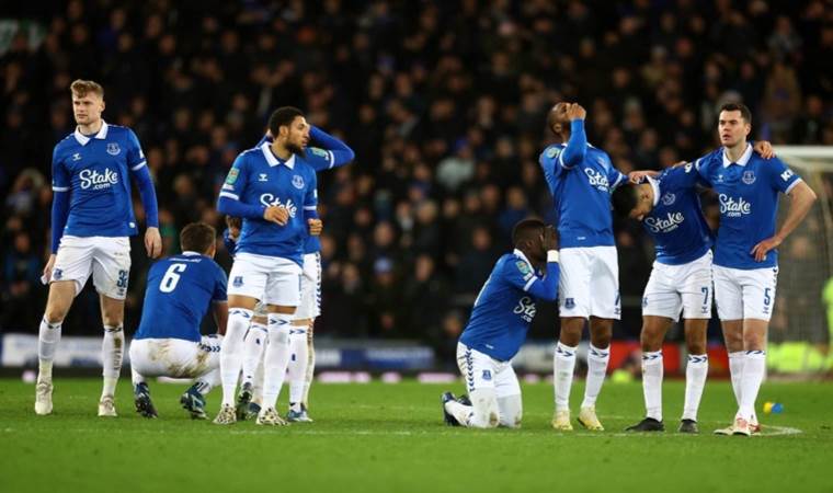 Everton, penaltılara taşıdığı karşılaşmada üzüldü!