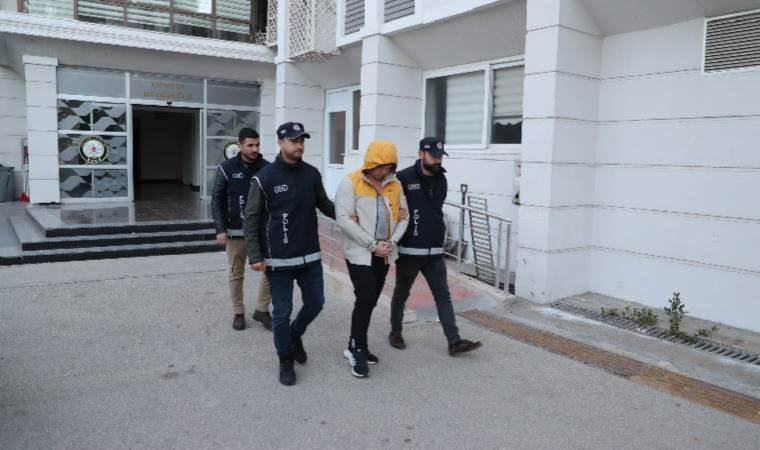 Interpol tarafından aranıyordu... Rus uyruklu dolandırıcı Mersin'de yakalandı!
