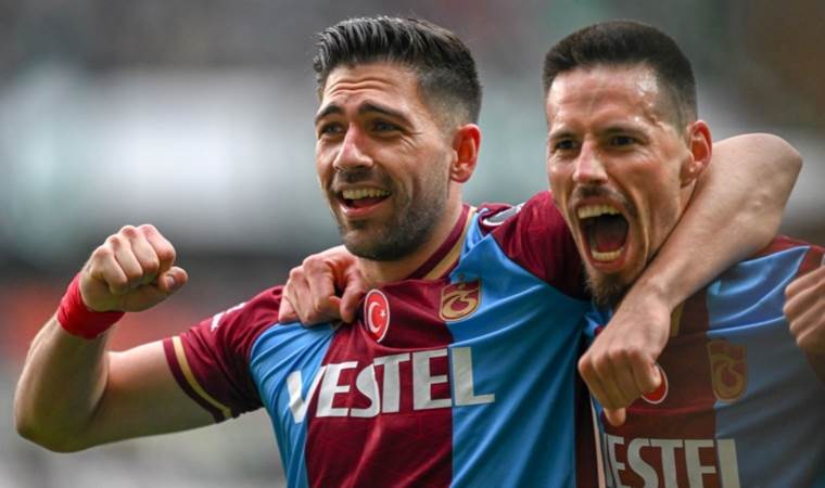 Yeni sözleşme imzalamıyordu: Süper Lig ekibinden Bakasetas harekatı!