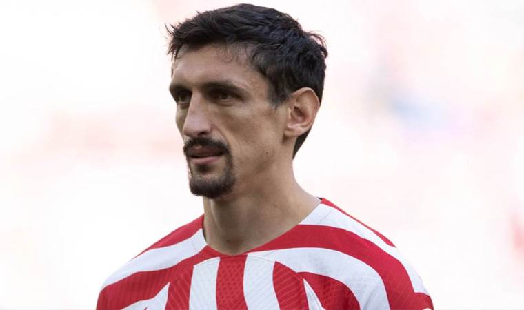 Stefan Savic kimdir, nereli? Fenerbahçe'nin transfer gündemindeki Stefan Savic kaç yaşında, hangi mevkide oynuyor?