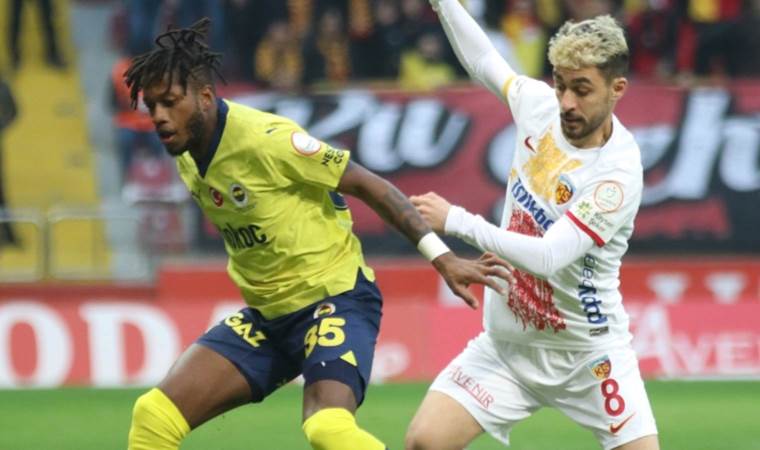 İki isim kırmızı kart gördü: Derbi öncesi Fenerbahçe'ye kötü haber!