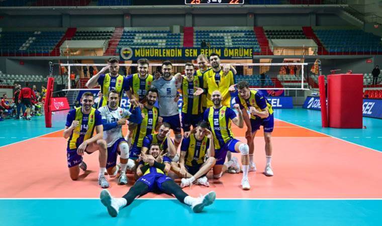 Fenerbahçe Parolapara adını play-off turuna yazdırdı