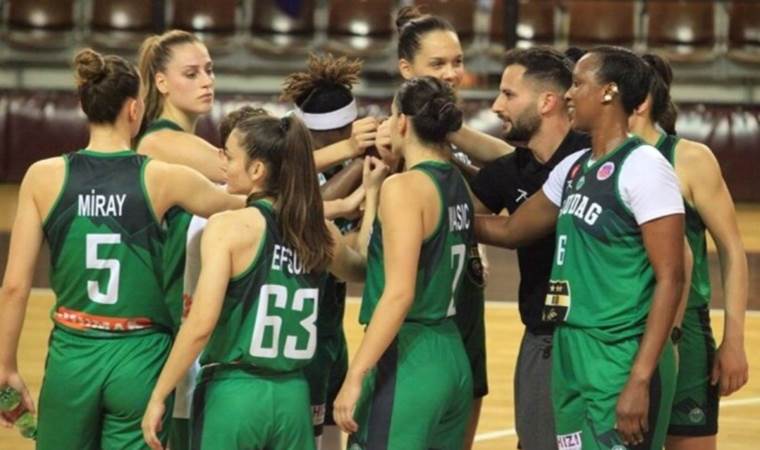 Eurocup'ta vize skandalı: Bursa ekibi deplasmana 5 kişi gitmek zorunda kaldı...