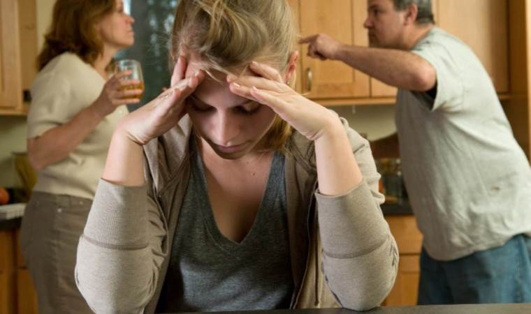 Aile içi çatışmaların sonu bipolara kadar varıyor...