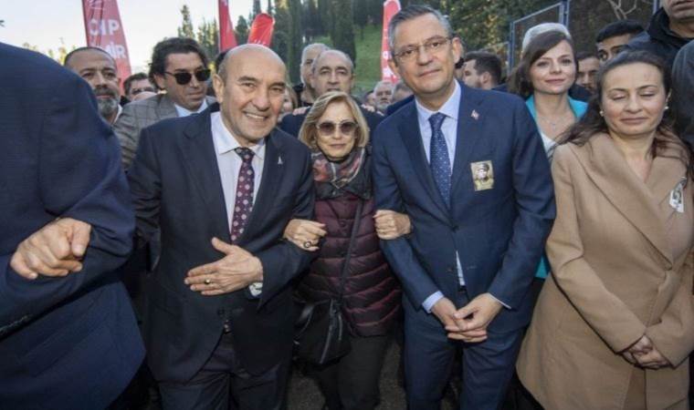 Asuman öğretmen: Soyer’le de Özel’le de gurur duyuyorum