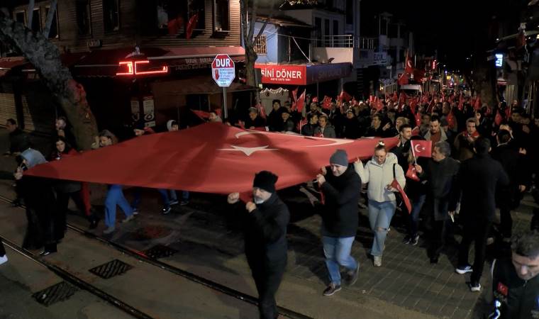 İYİ Parti'den Bursa'da şehitler için yürüyüş