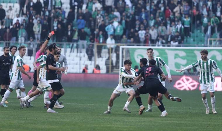 PFDK'den Bursaspor'a ceza yağdı: 7 futbolcuya men!