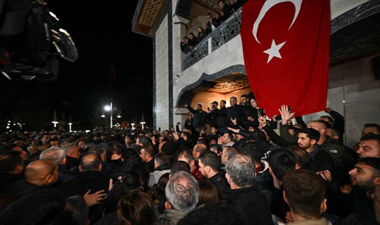 Manisa'daki şehit cenazesinde gerginlik