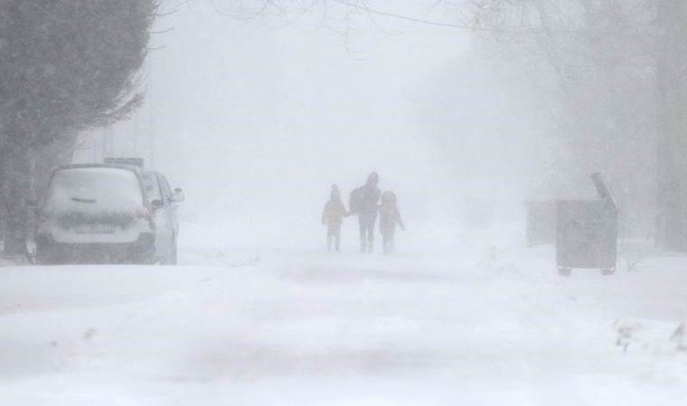 Birçok il ve ilçede eğitime 'kar' engeli