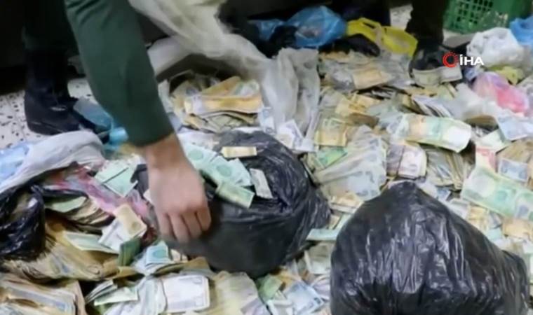 Ölen dilencinin evinden çuvallar dolusu para çıktı