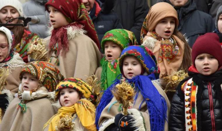 Ukrayna Ortodoksları ilk kez 25 Aralık'ta Noel kutluyor