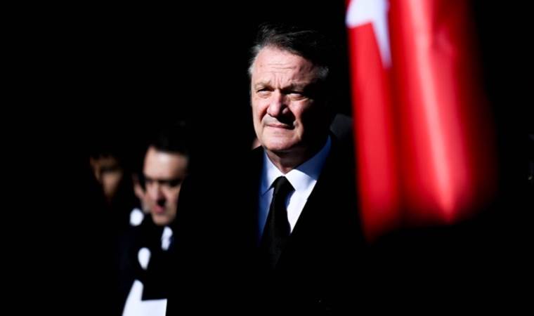 Beşiktaş Başkanı Hasan Arat'tan teknik direktör iddialarına yanıt!