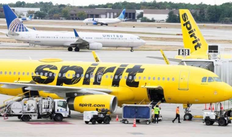 ABD'de refakatçisiz altı yaşındaki çocuk yanlış uçağa bindirildi