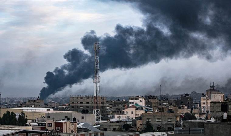 Gazze'nin bazı yerlerine internet verilmeye başlandı