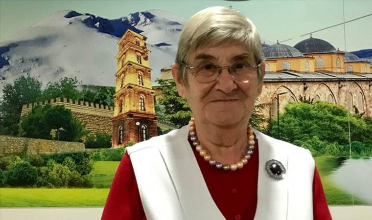 Canan Karatay yaşlanmanın önüne geçecek tarifi açıkladı... En az 10 yaş gençleşeceksiniz