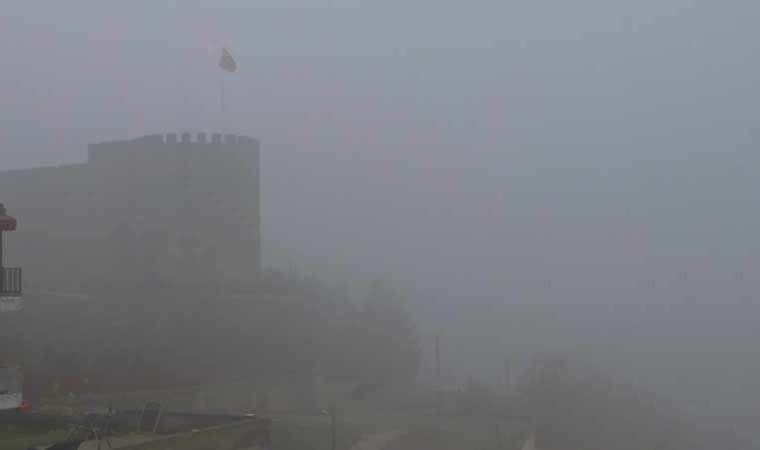 Diyarbakır'da uçak seferlerine 'sis' engeli