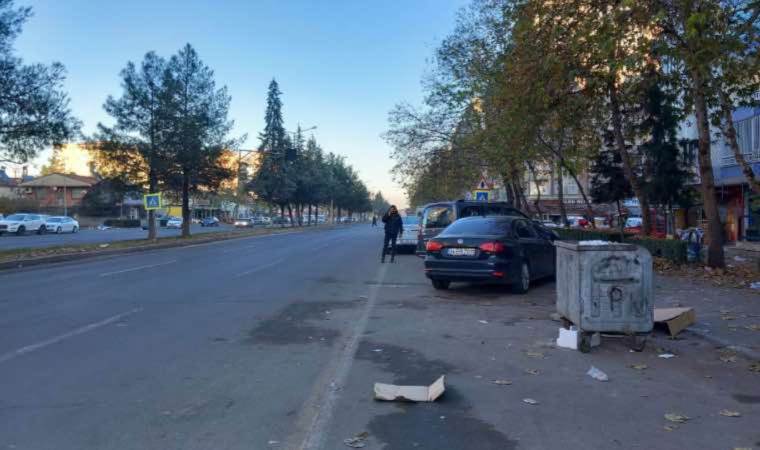 Yer Diyarbakır... Çöp konteynerini boşaltırken taksinin çarptığı temizlik işçisi öldü