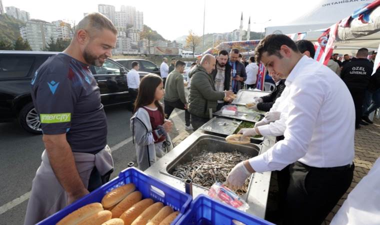 Trabzonspor'dan maç öncesi hamsi ikramı!