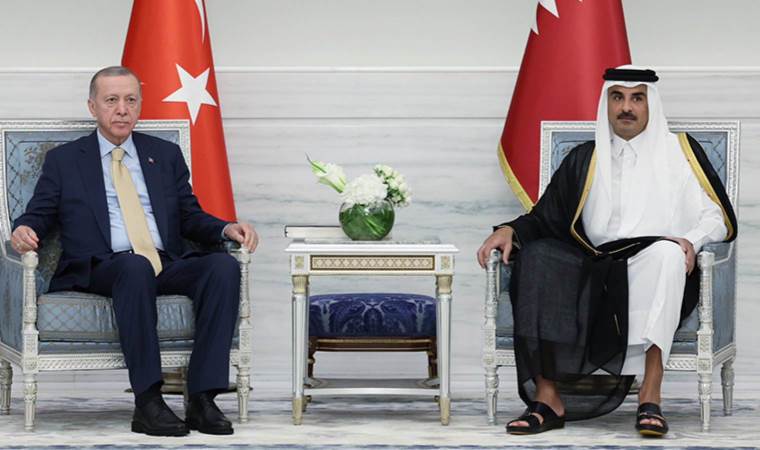 Erdoğan, Katar Emiri Şeyh Temim'le bir araya geldi