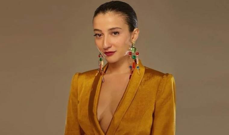 'Rüzgar' krizinin ardından... Melike Şahin o projeden çıkarıldı