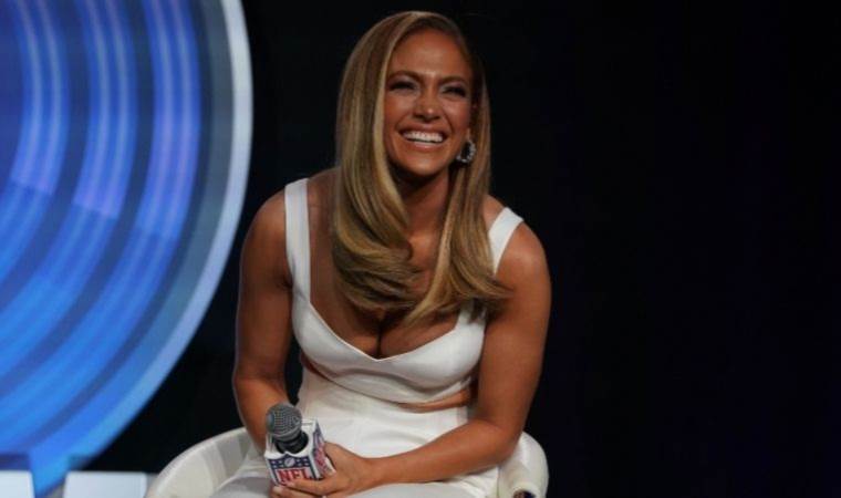 Bill Condon imzası taşıyan Jennifer Lopez'in yer alacağı yeni bir film geliyor