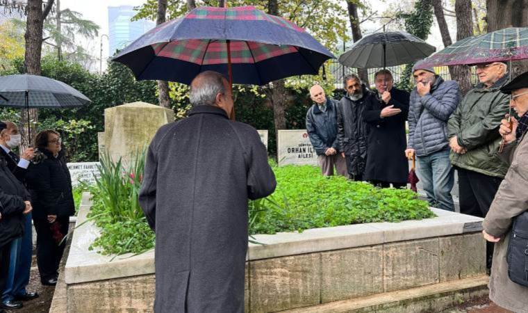 Prof. Dr. Cavit Orhan Tütengil mezarı başında anıldı