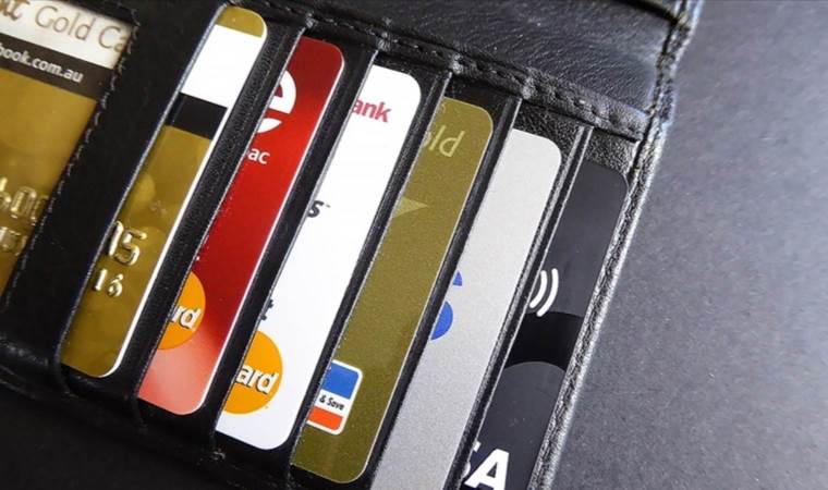 Yurttaş borç batağında yüzüyor