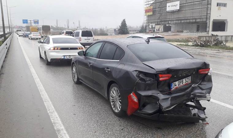 Bursa'daki 2 ayrı zincirleme kaza: 2 yaralı