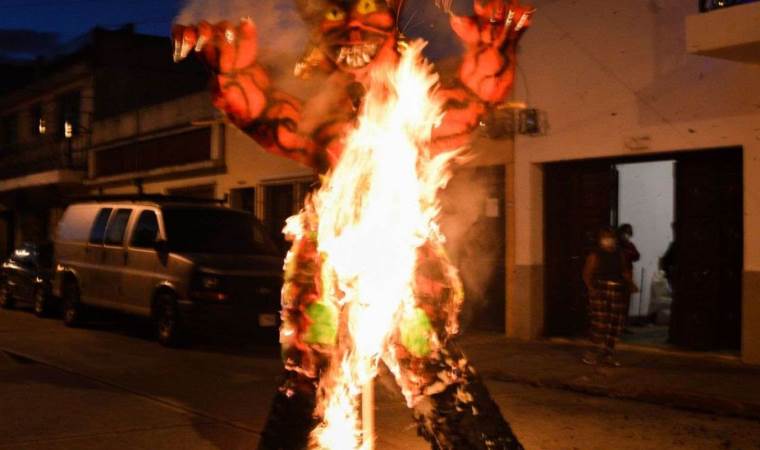 Guatemala'da 'Şeytan Yakma' festivali