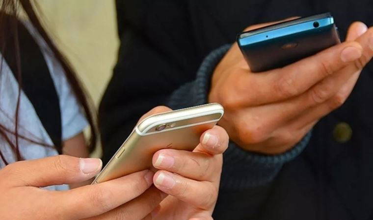 Yunanistan'da GSM operatörleri Türkiye ile iletişimi ücretsiz yaptı