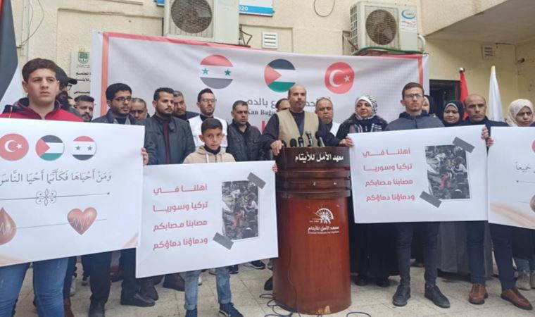 Gazze'de Türk ve Suriyeli depremzedeler için kan bağışı kampanyası