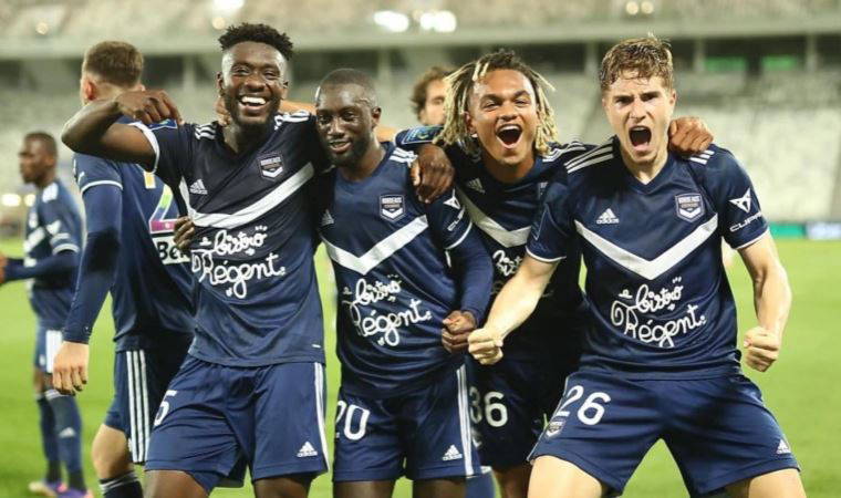 Ankaragücü Enock Kwateng'i renklerine bağladı