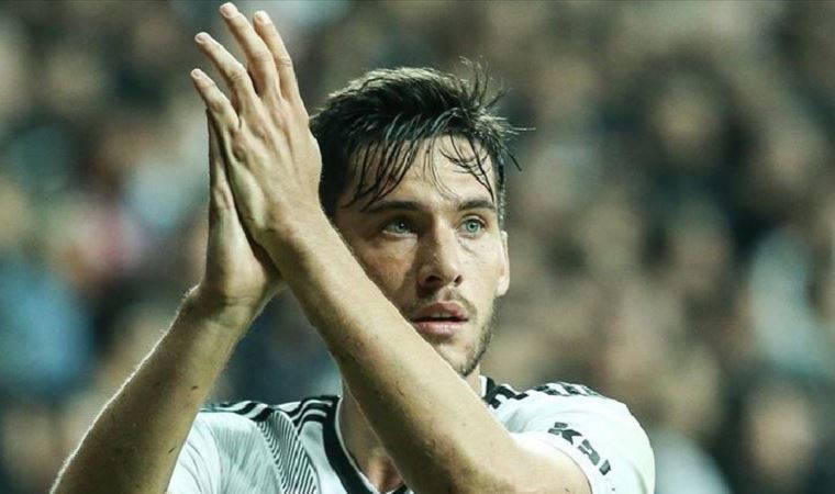 Umut Nayir kimdir, nereli, kaç yaşında? Umut Nayir hangi takımlarda oynadı?