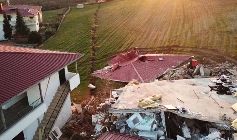 Kahramanmaraş’ta deprem köyü ortadan ikiye böldü: 'Cehennem gibiydi...'