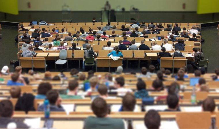 Üniversiteler ne zaman uzaktan eğitime başlayacak? Depremzede üniversiteliler ne yapacak? Deprem bölgesindeki üniversiteler hangi okullar ile eşleştirildi? YÖK açıkladı...