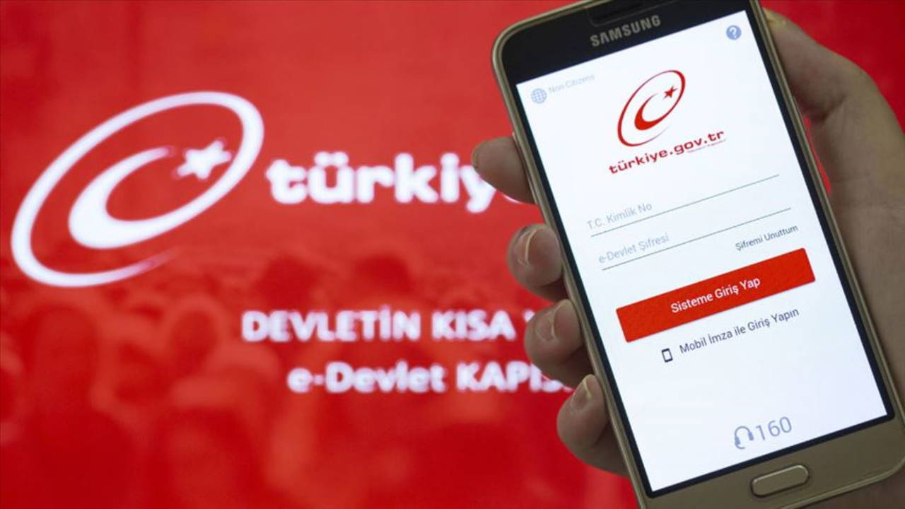 Afetzedeler geçici kimlik belgelerini e-Devlet’ten alabilecek