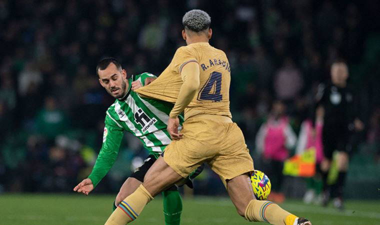 Barcelona erteleme maçında Real Betis'i deplasmanda yendi! Real Betis 1-2 Barcelona