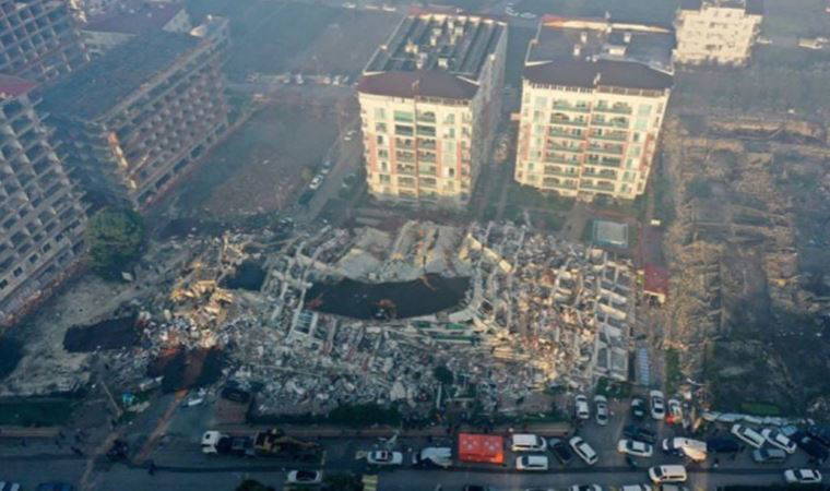 Rende Sitesi yöneticileri birbirini suçladı, yurttaşlar tepki gösterdi: 'Kimse sorumluluk almıyor'