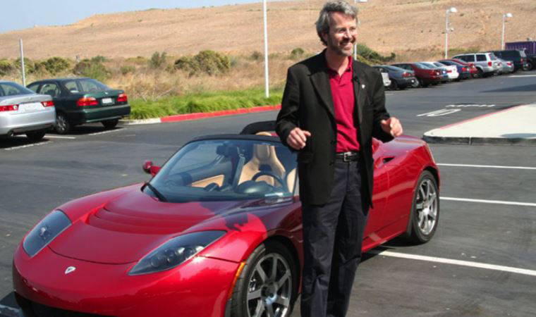 Tesla’nın kurucu ortağından otonom araçlara “Saçmalık” yorumu