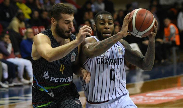 Milli basketbolcu İsmail Cem Ulusoy aday kadrodan çıkarıldı