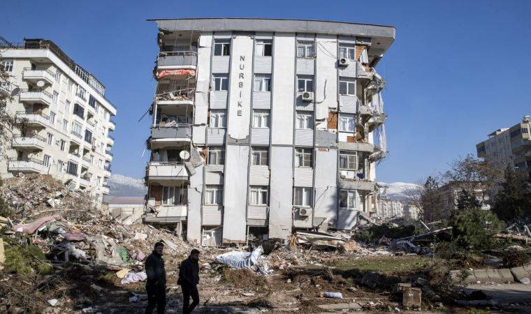 Uzmanlar binalarda taşıyıcı sistemlere müdahalelere karşı uyardı: 'Tesadüf değil'